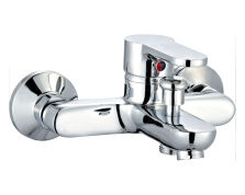 Single Handle Bathtub Faucet Serie 300