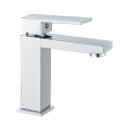 Single Handle Bathroom Sink Faucet (Plana)