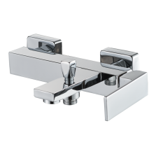 Single Handle Bathroom Sink Faucet (Plana)